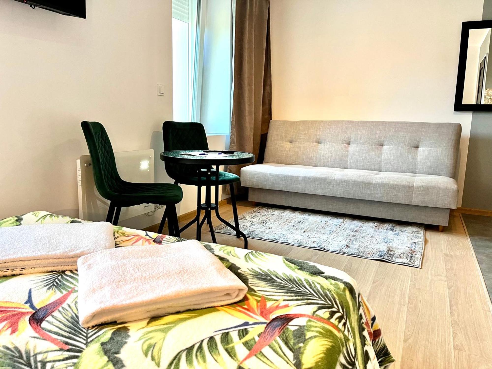 3 Budget Stay Apartments Zgorzelec Buitenkant foto